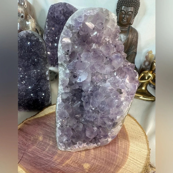 Rainbow Amethyst Cutbase from Brazil - Picture 3 of 5